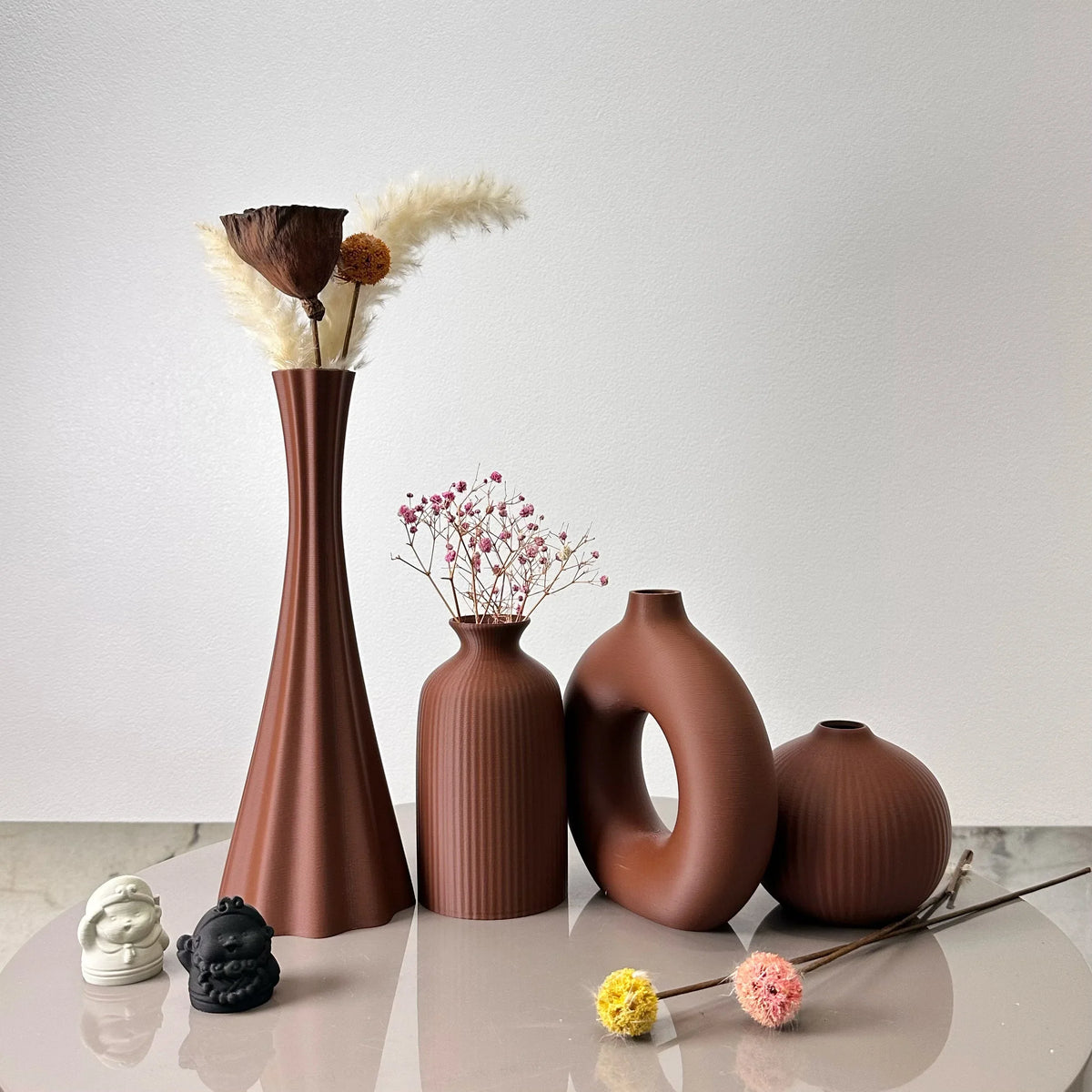 Cottage Refresh Bundle: vase set styled on a round table